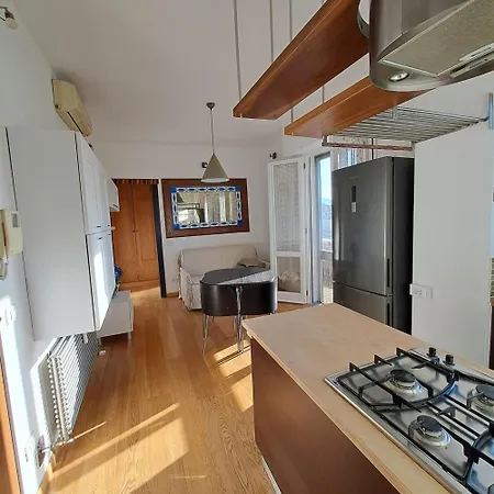Apartamento Attico Il Giglio Di Florença